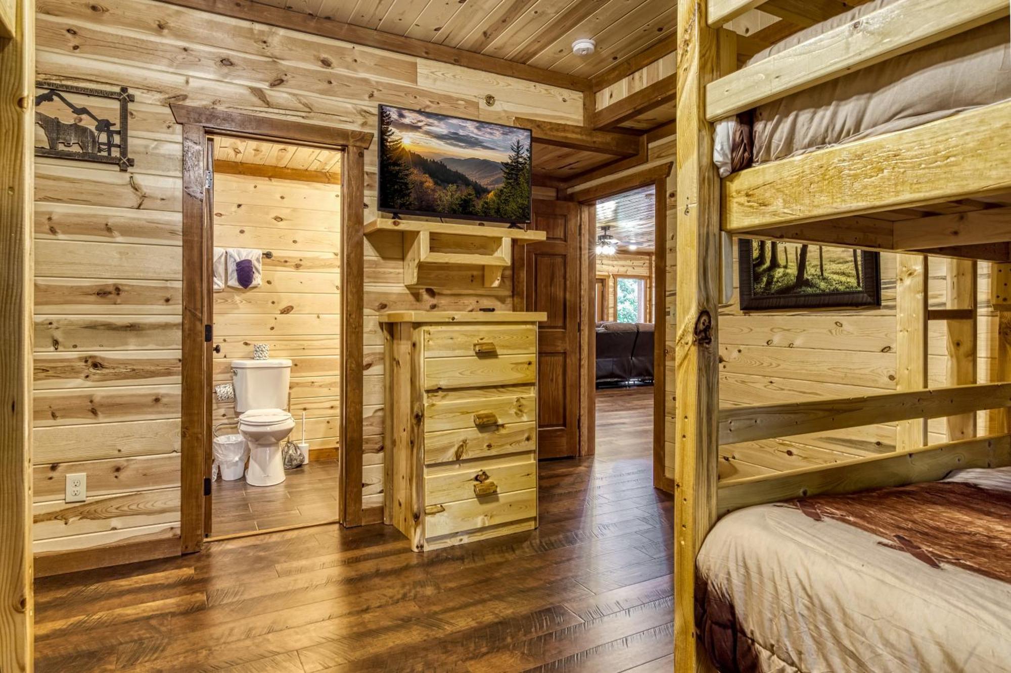 Majestic Splash- 8 Bedroom, Indoor Pool, Hot Tub, 1089 Free Tickets Each Paid Day, Dollywood Sevierville Exterior foto