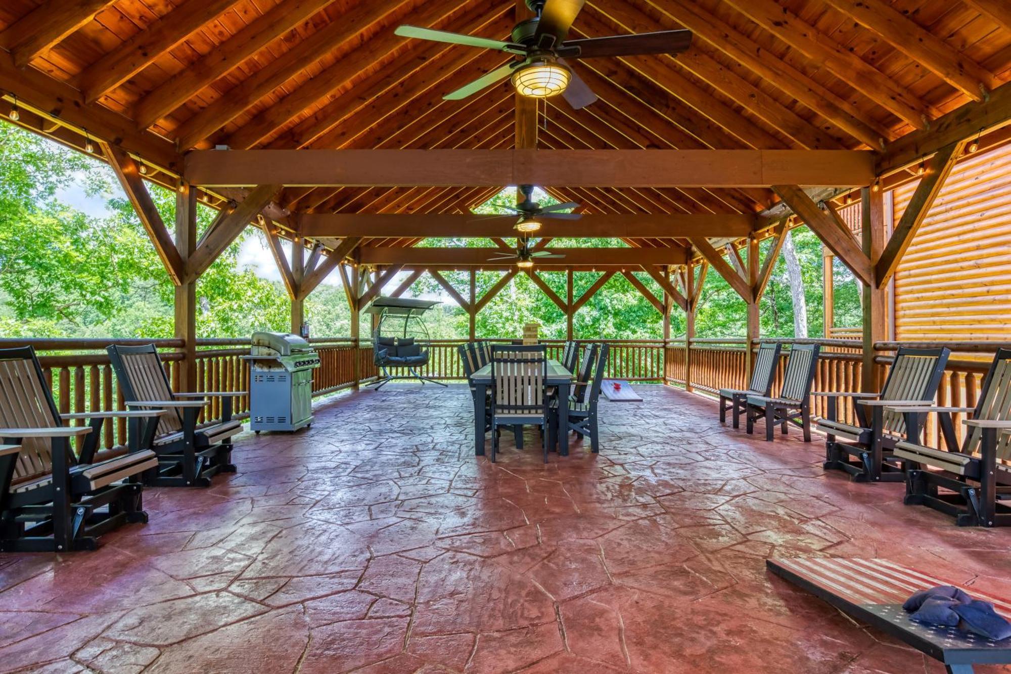 Majestic Splash- 8 Bedroom, Indoor Pool, Hot Tub, 1089 Free Tickets Each Paid Day, Dollywood Sevierville Exterior foto